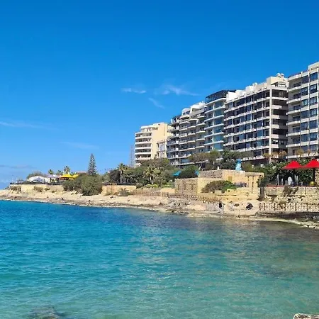 St Julians Sliema Penthouse 3 Minutes Walk From Seafront Apartment Exterior photo