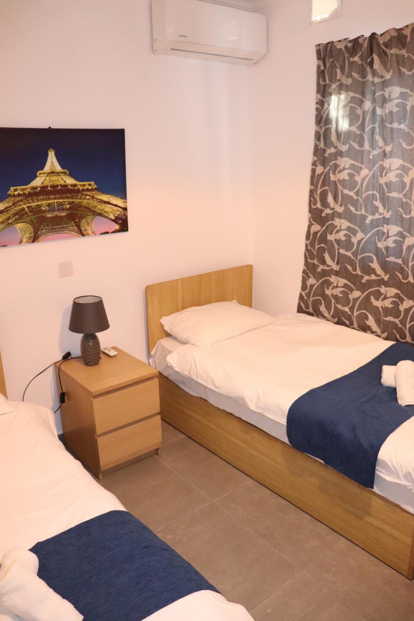 Lägenhet St Julians Penthouse 3 Minutes Walk From Seafront Sliema